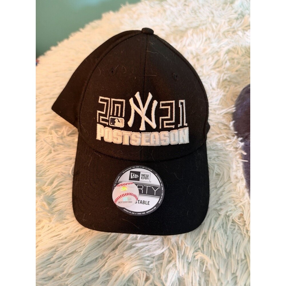 New York Yankees official MLB 2021 Postseason adjustable hat by New Era 9Forty